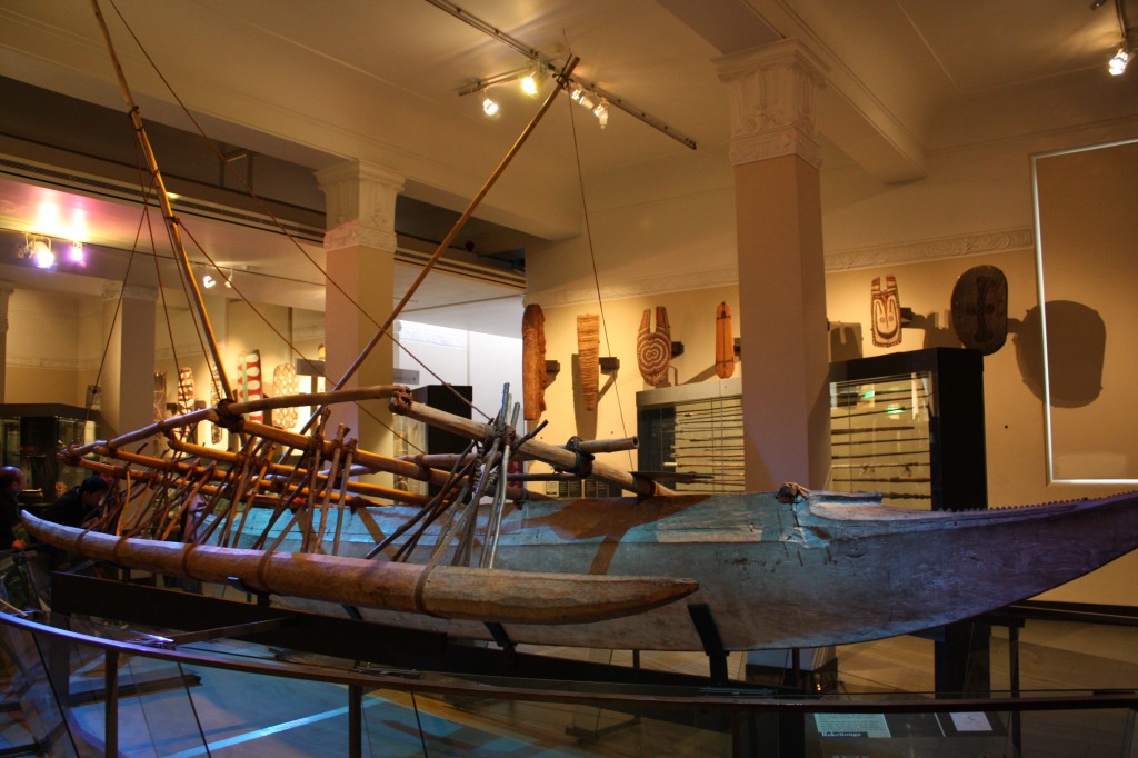 cronicas viajeras auckland museo canoa