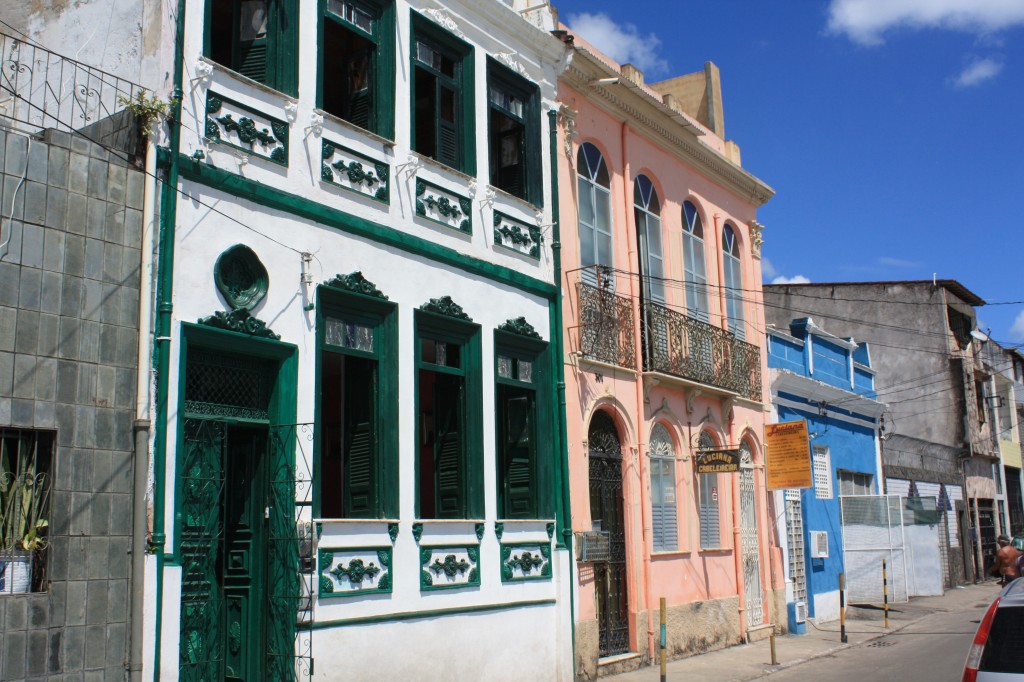 Así es la casa de Moyses, Latino de Maré - crónicas viajeras