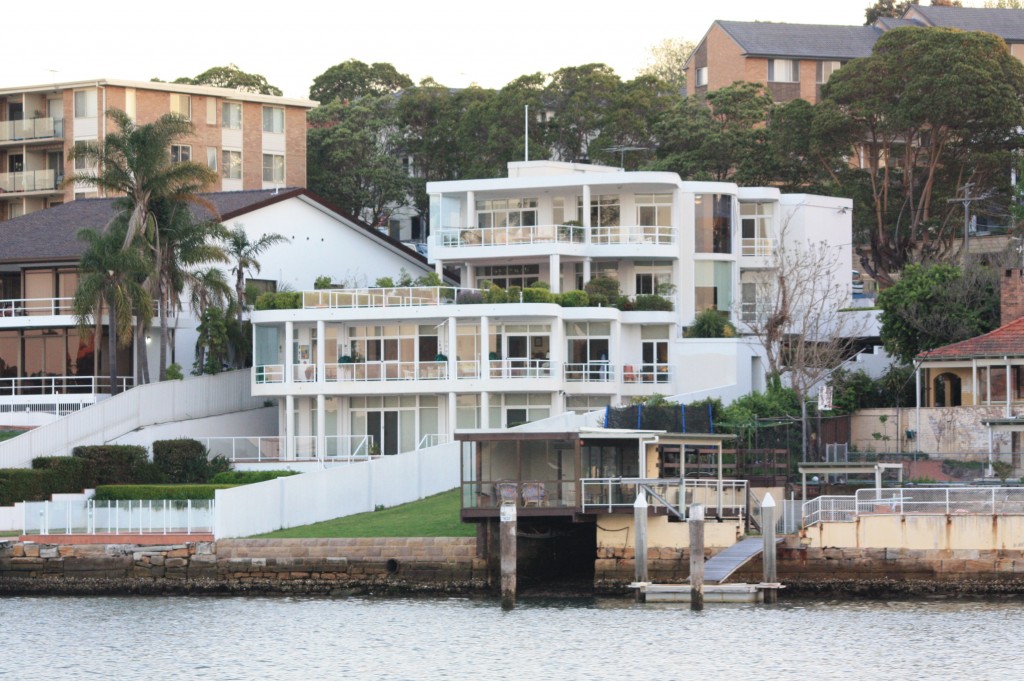 sydney mansiones ferry