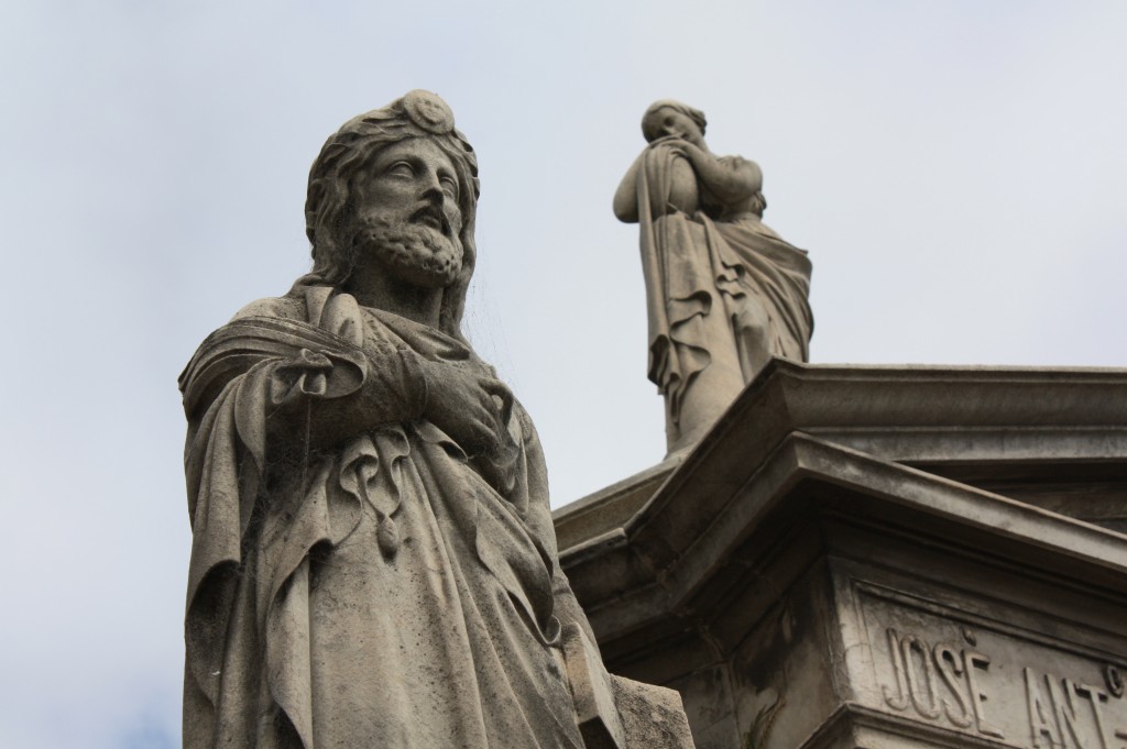 cronicas viajeras cementerio buenos aires
