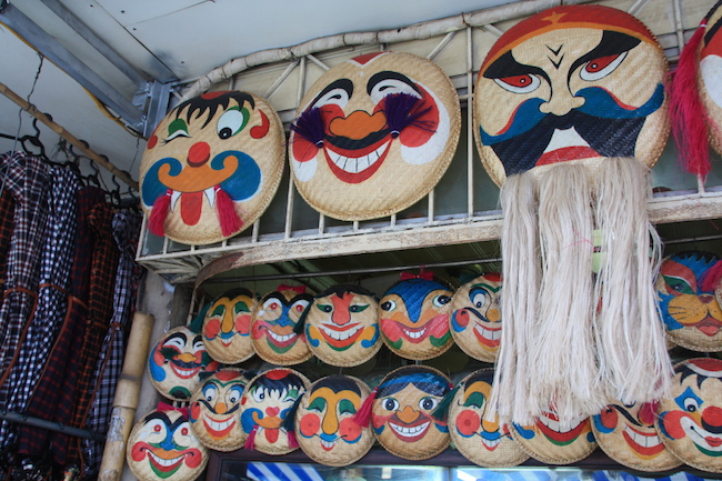 Máscaras a la venta en Hanoi
