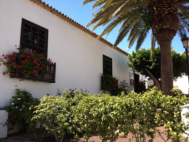 Detalle de balcones en Betancuria (Fuerteventura)