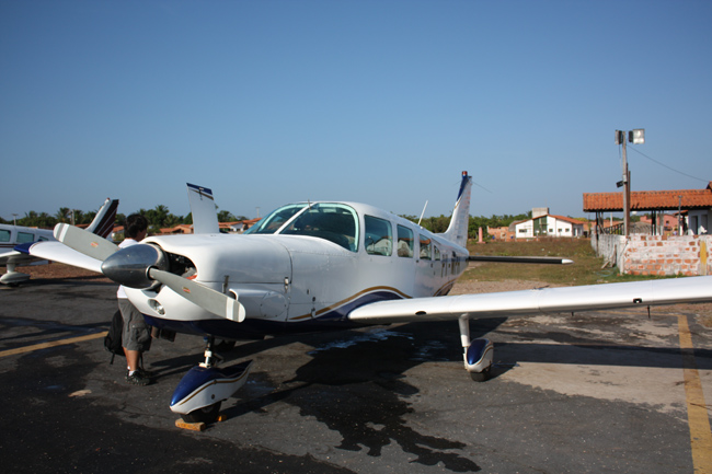avioneta en aerodromo de barreirinhas