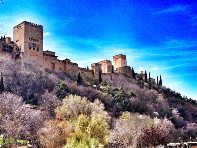 La Alhambra desde el Paseo de los Tristes